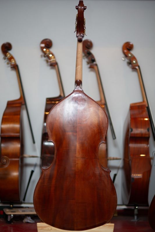 Rumensk kontrabass (3/4)