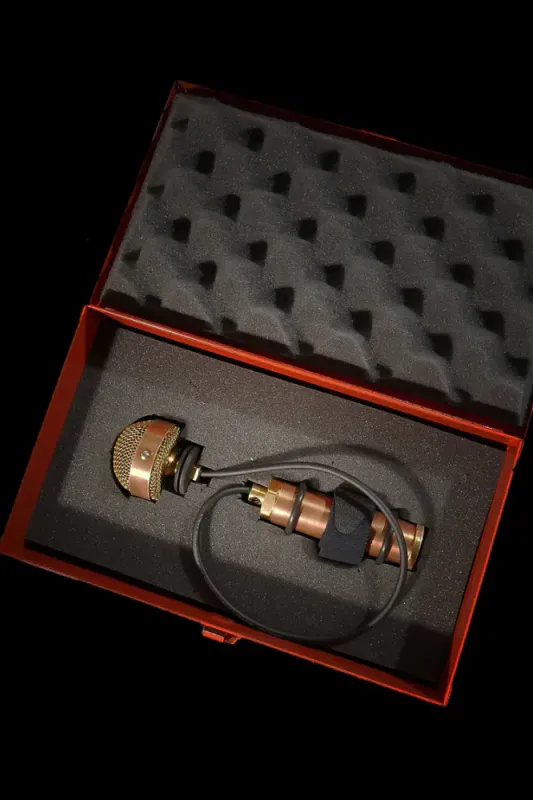 Ear Trumpet Labs - Nadine